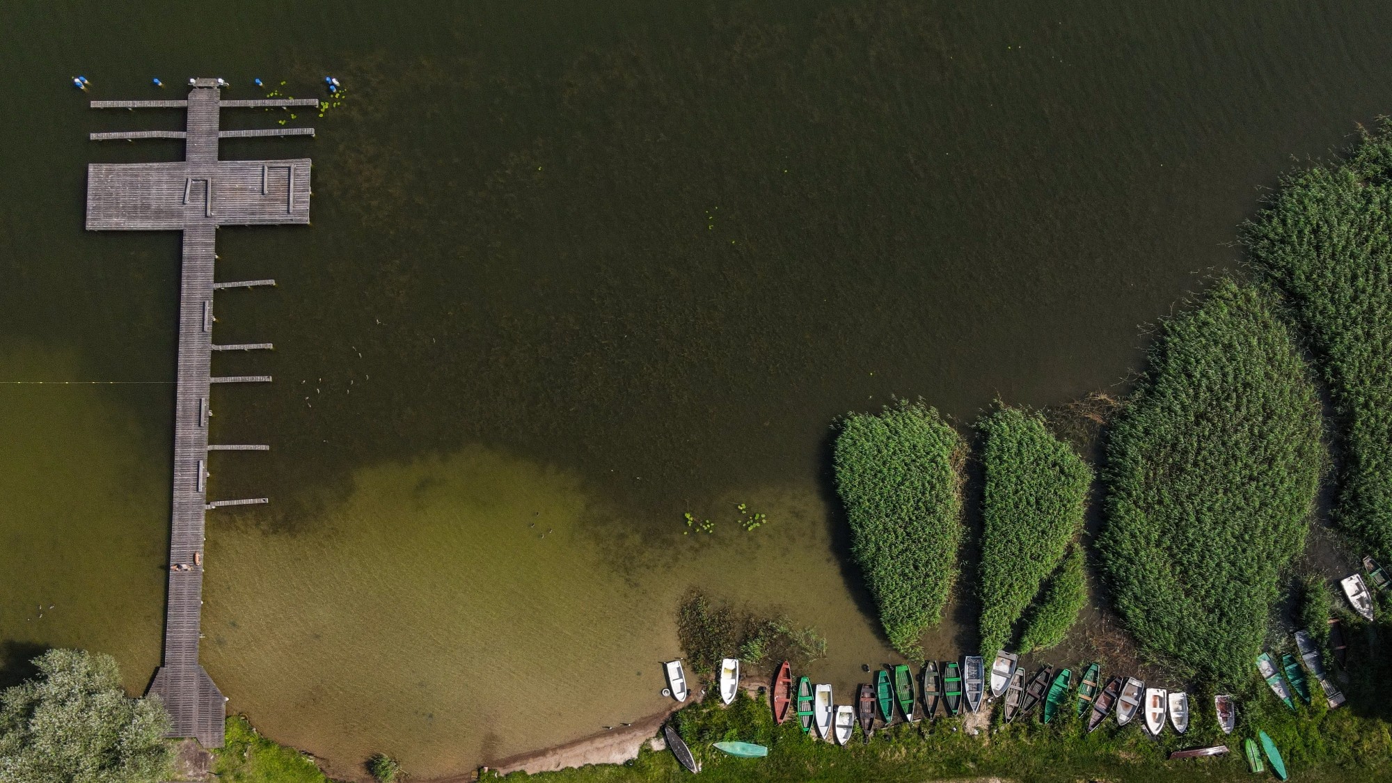 Piękne letnie krajobrazy z lotu ptaka - zdjęcie 26