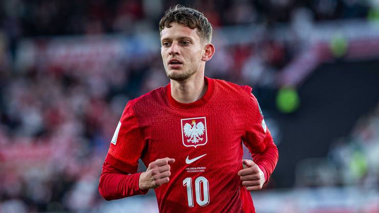 Pomocnik: Sebastian Szymański (Fenerbahce)