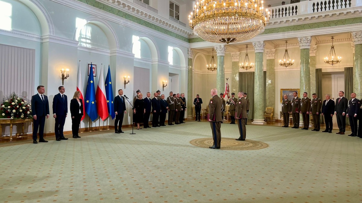 Wojsko Polskie z nowymi dowódcami. Prezydent wręczył nominacje