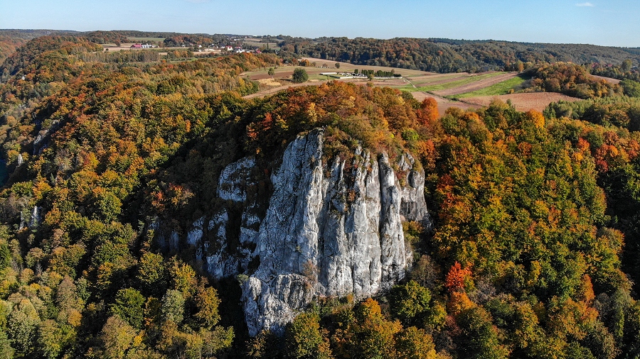 17.10.2019 11:00 Jesień w polskich górach z lotu ptaka. Z tej perspektywy najbardziej kolorowa pora roku zapiera dech