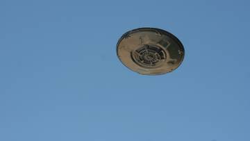 Doniesienia o UFO to teorie spiskowe Pentagonu? Media o "programach tajnej broni"