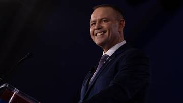 Prezydent z "jasnym sygnałem" ws. sporu o ambasadorów. Stawia warunek
