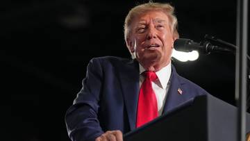 Trump ma powody do niepokoju, Amerykanie ocenili prezydenta. Wyróżniają się trzy stany