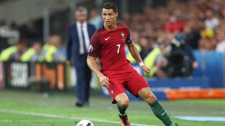 Cristiano Ronaldo maluje paznokcie!