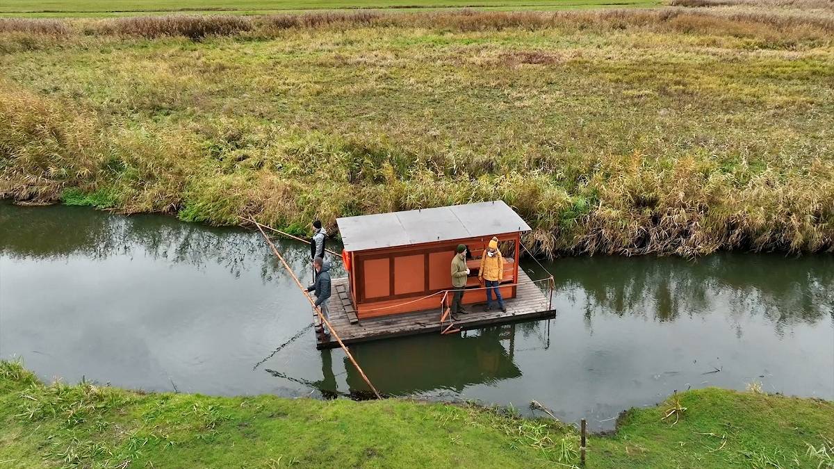 Rozlewiska Biebrzy w Biebrzańskim Parku Narodowym. Fot. Polsat Box Go.
