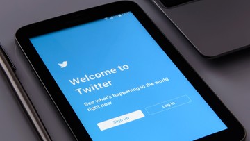 Rosja spowalnia prędkość Twittera. Grozi zablokowaniem serwisu