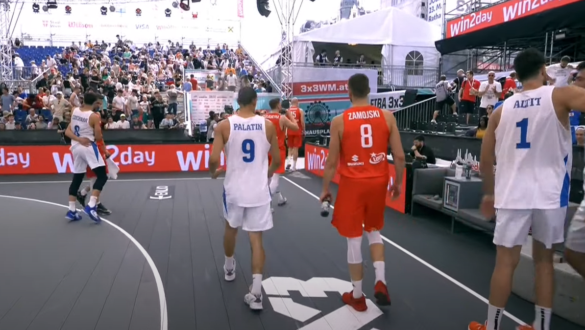 Polacy rozpoczęli mistrzostwa świata koszykarzy 3x3 od dwóch porażek
