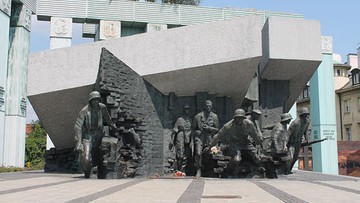 MON zapowiada spotkanie ws. obchodów rocznicy powstania warszawskiego. "Bez dzielenia i dokonywania prób podziału"