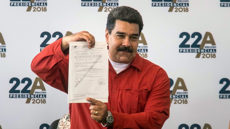 Maduro oficjalnie kandydatem w wyborach w Wenezueli. Opozycja oskarża go o autorytarne zapędy