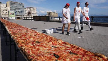 Oto najdłuższa pizza na świecie. Ma prawie 2 kilometry