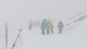 W Tatrach pełnia zimy. Obowiązuje zagrożenie lawinowe