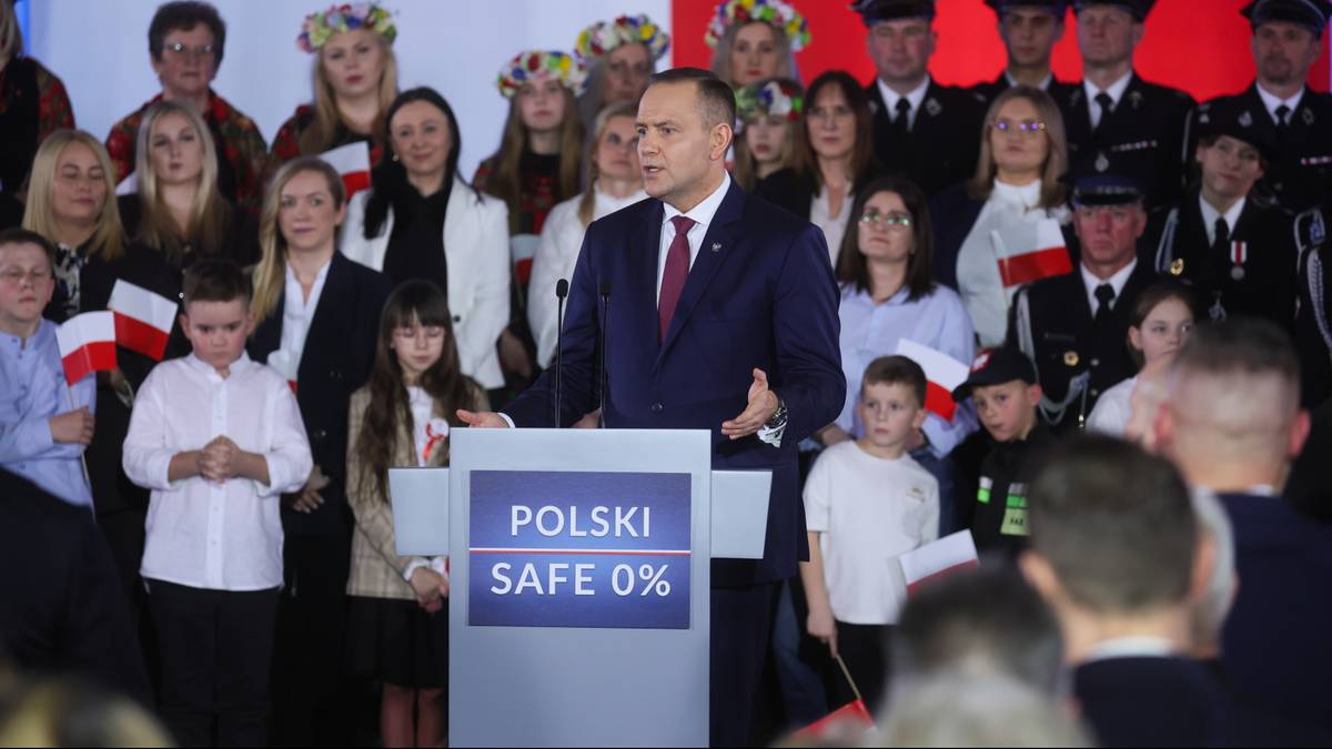 "Dla niego wrogiem są Niemcy i UE". Media zza Odry o Karolu Nawrockim