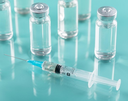 Ekspert: będą potrzebne kolejne szczepionki. SARS-CoV-2 już nas nie opuści