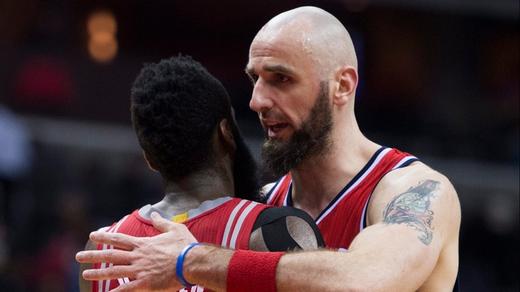 NBA: Gortat wrócił z Polski, ale nie pomógł "Czarodziejom"