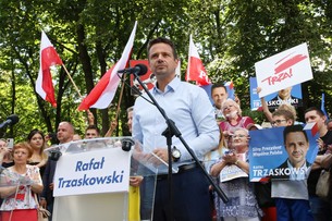 Trzaskowski: zawetuję każdą decyzję rządu PiS uderzającą w polskie sądy