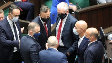 Tusk: większość sejmowa rozkłada się na naszych oczach, nie jest już w stanie rządzić