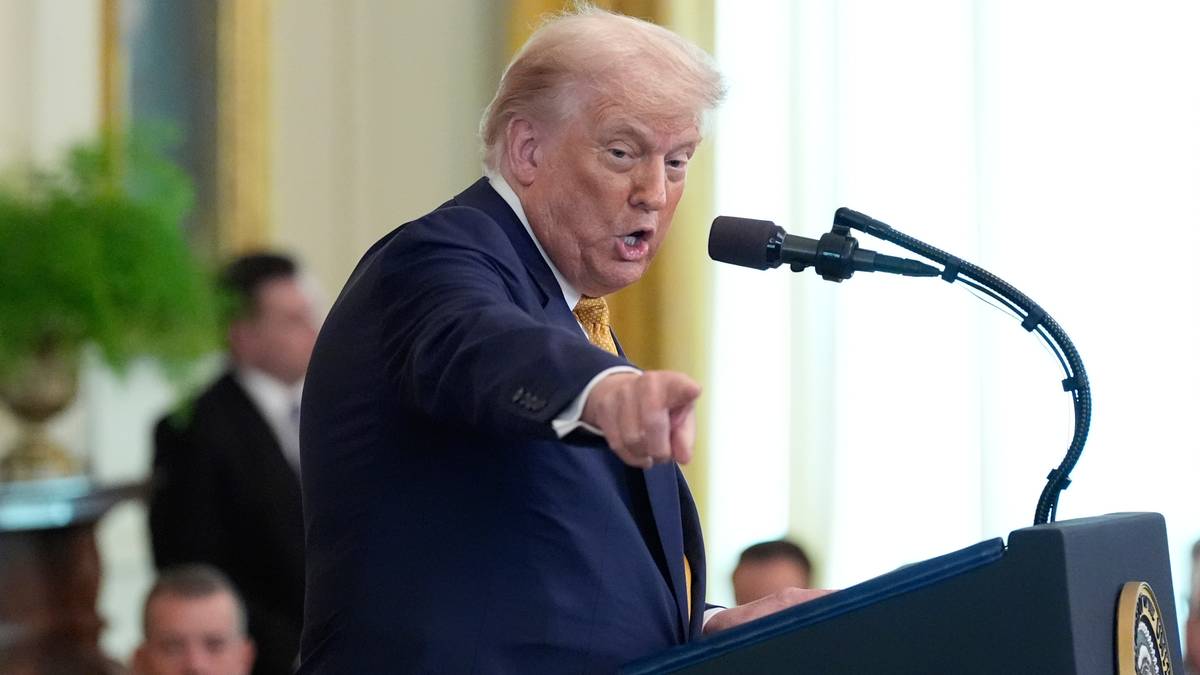 Trump oskarża kraje BRICS o manipulowanie światową gospodarką. "Szybko z nimi skończymy"