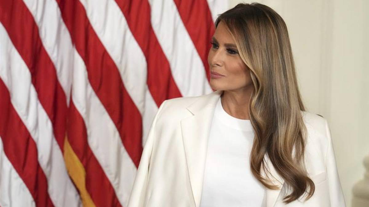 Putin dostał list od Melanii Trump. Prezydent USA wręczył mu go osobiście