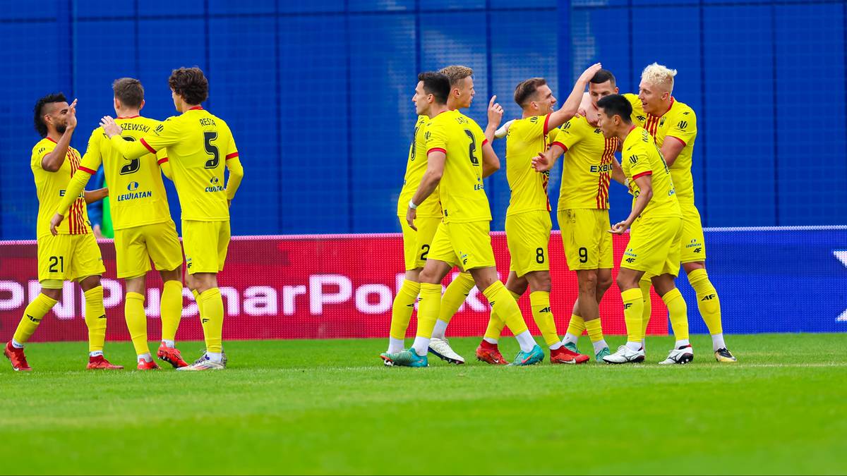 Puchar Polski: Korona Kielce - Widzew Łódź. Relacja na żywo