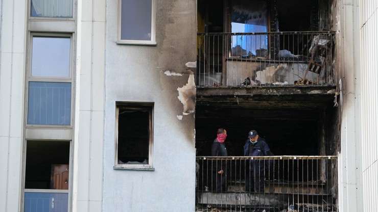 Pożar w bloku w Warszawie. Nie żyje jedna osoba
