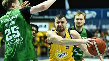 Arka Gdynia g&oacute;rą w meczu z Miastem Szkła