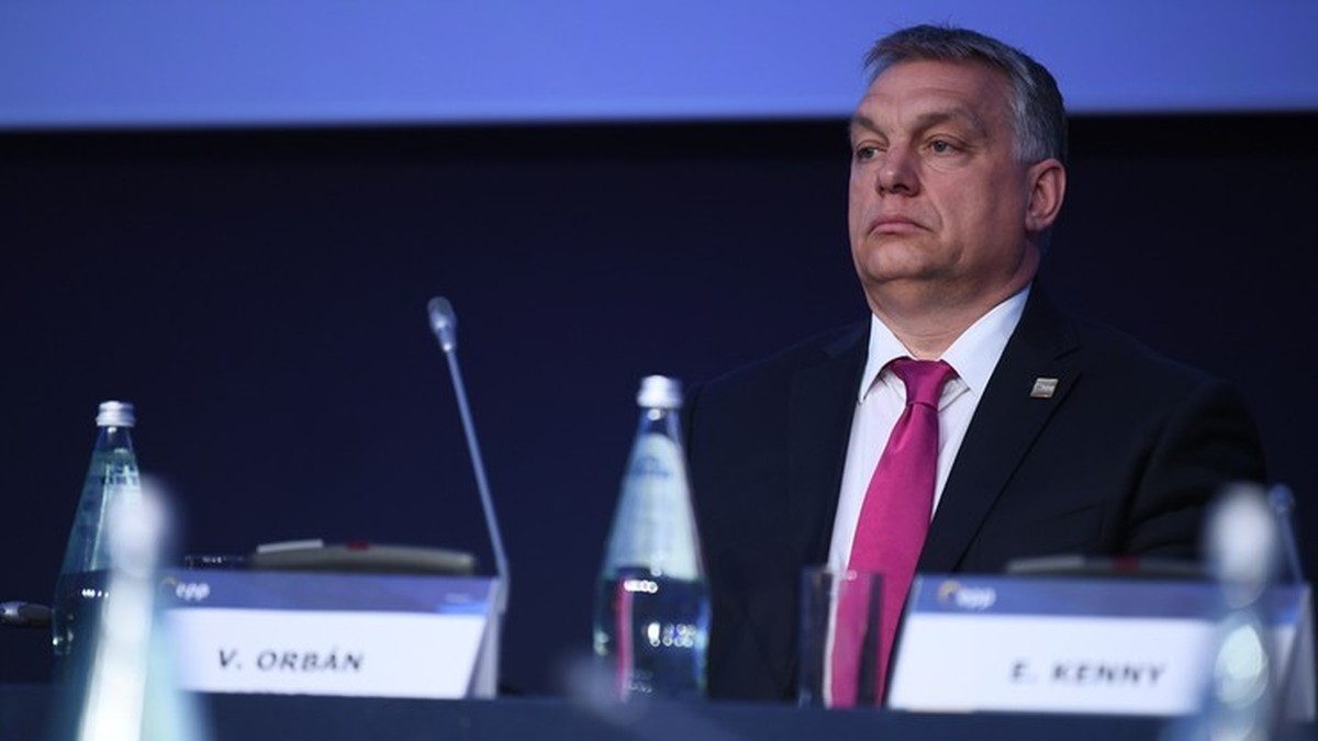 Orban mówił o siłach pokojowych w Ukrainie. Kreml reaguje