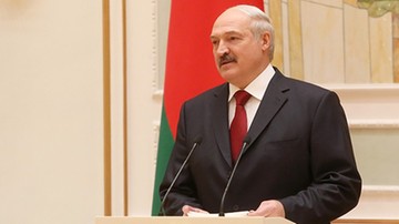 "Nie należy zaganiać ludzi, a tylko ich prosić".  Trwa przedterminowe głosowanie na Białorusi