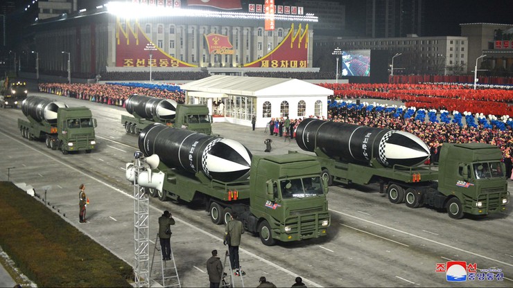Korea Północna. Wojskowa parada w Pjongjangu. Kim Dzong Un zapowiedział dalsze zbrojenia