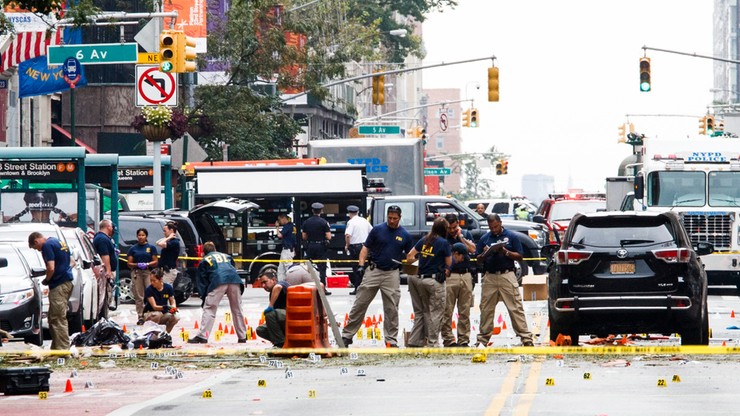 Media o zatrzymaniach w związku z wybuchem w Nowym Jorku. FBI zaprzecza