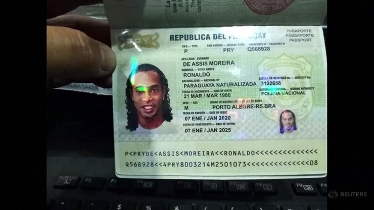 Ronaldinho zatrzymany przez policję. Chodzi o dokumenty tożsamości