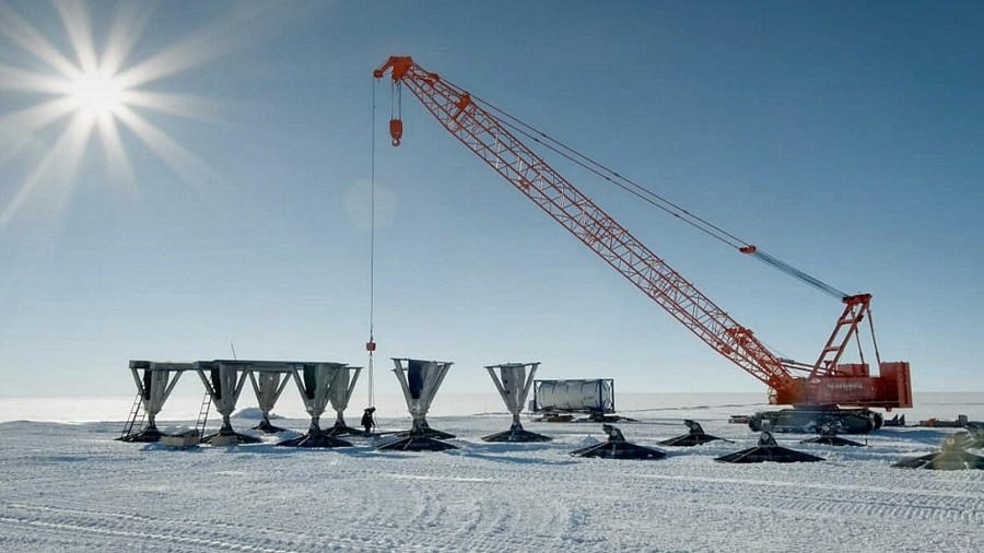 Budowa nowej stacji Wostok na Antarktydzie. Fot. AARI.