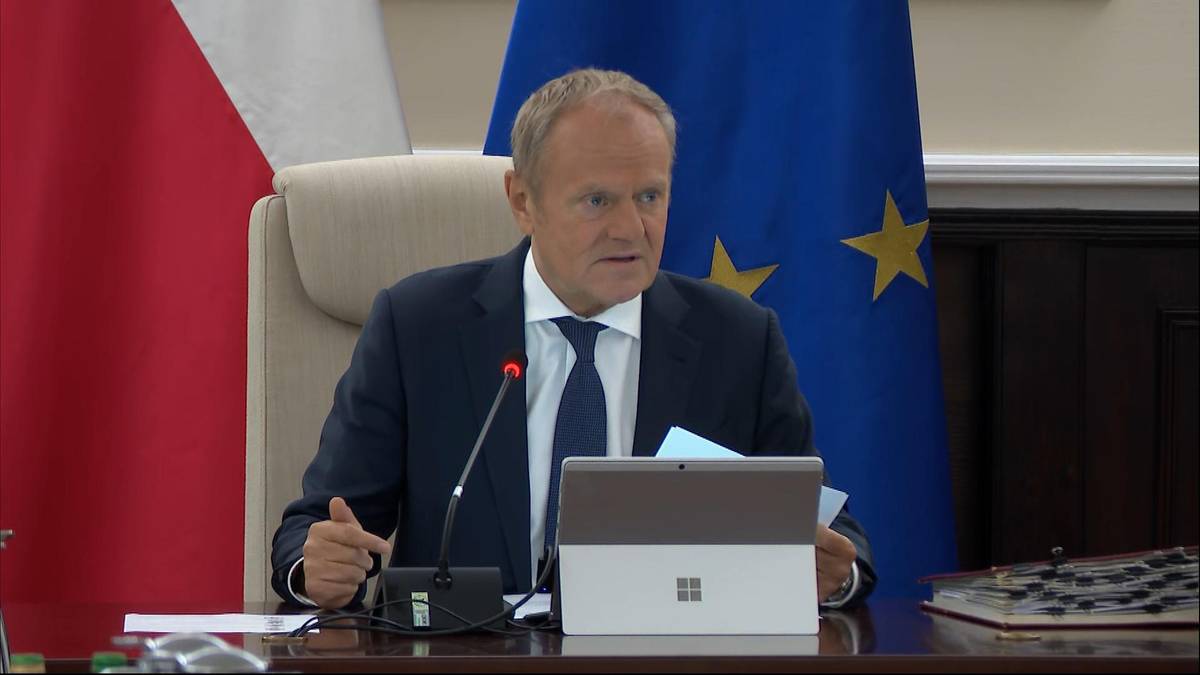 "Biedy nie ma". Donald Tusk o reformie zarobków lekarzy