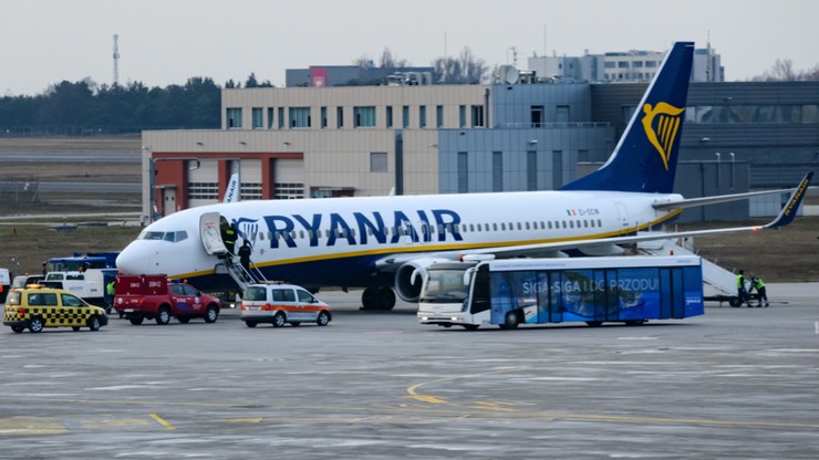 Zarażony koronawirusem Polak podróżował liniami Ryanair