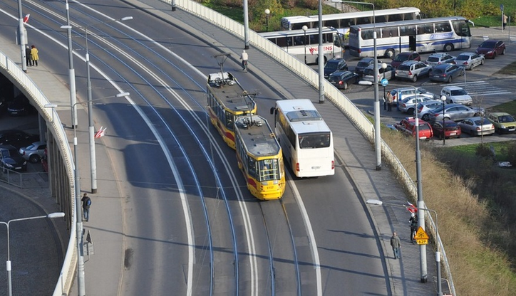 Warszawa. Przy Dworcu Gdańskim ostrzelano tramwaj i autobus
