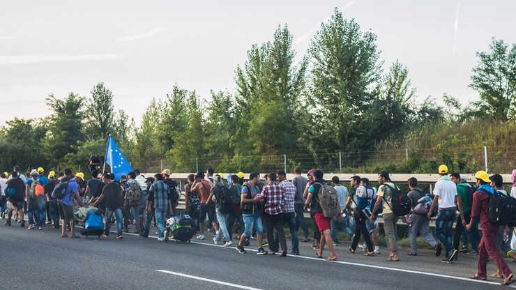 "Times": Polska i Węgry otrzymają ultimatum w sprawie uchodźców