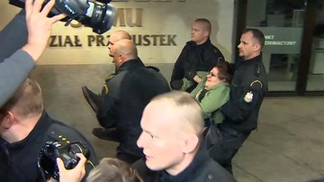 Obywatele RP okupowali biuro przepustek w Sejmie. "Straż Marszałkowska nas wyniosła"