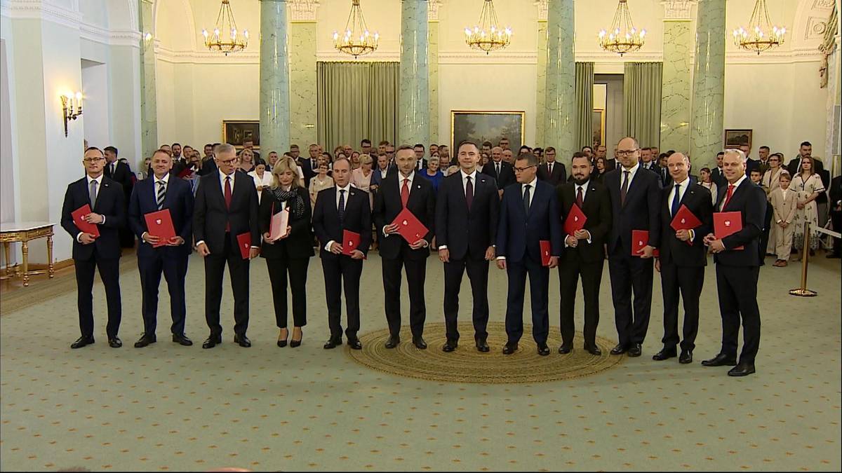 Nawrocki powołał swoich współpracowników. Wśród nich znani politycy PiS