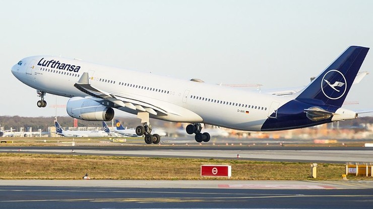 Lufthansa przywraca część połączeń z Polski. Znamy szczegóły
