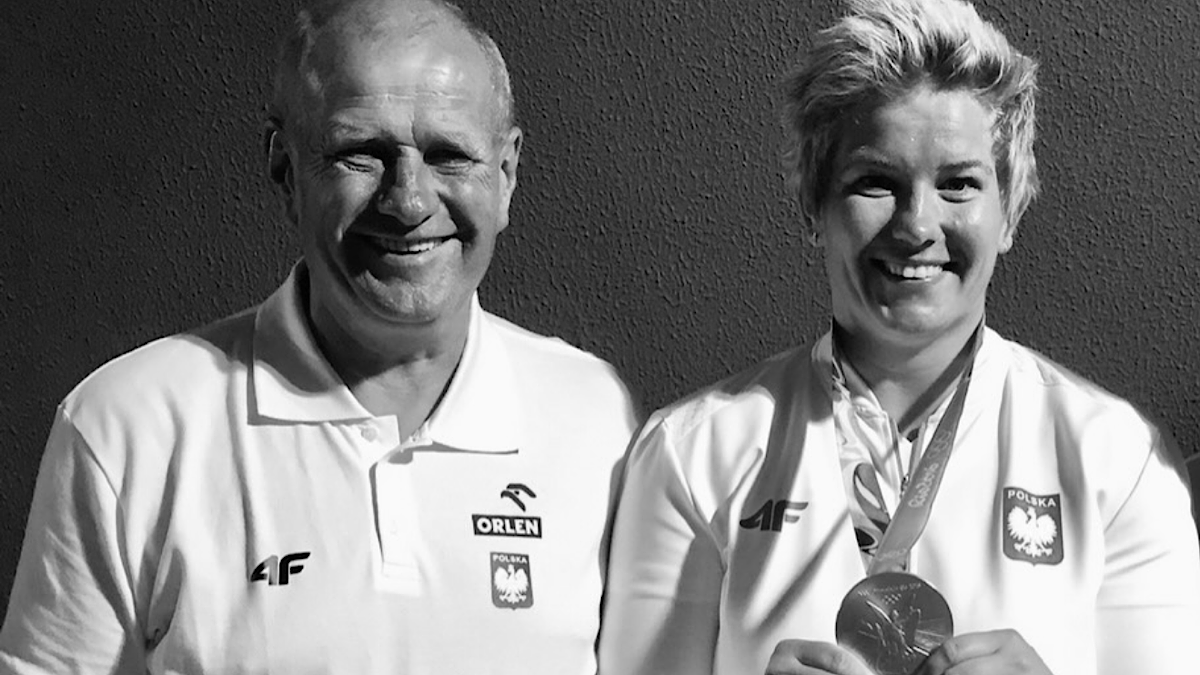 Anita Włodarczyk z ojcem, oboje uśmiechnięci