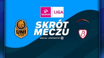 Logotypy drużyn UNI Opole i PGE Budowlani Łódź oraz napis "SKRÓT MECZU" na niebieskim tle.