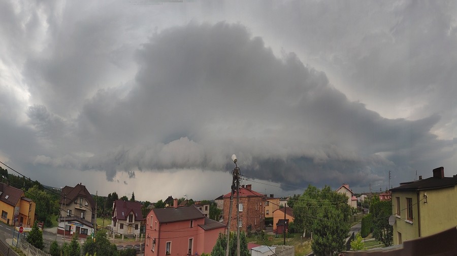 Chmura szelfowa w Rydułtowach woj. śląskim. Fot. Marcin Czech / TwojaPogoda.pl