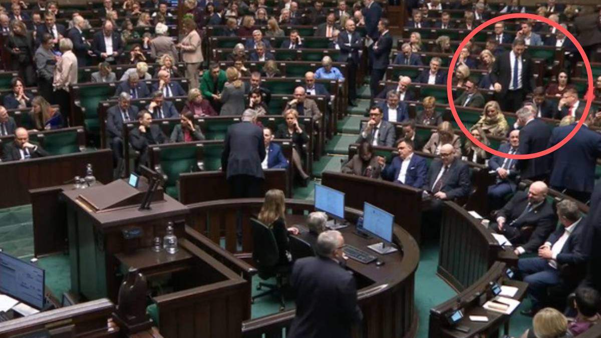 Rośnie napięcie w Polsce 2050. Kłótnia posłów na sali sejmowej