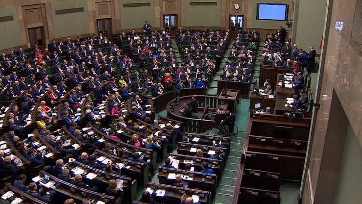 Ponad 40 proc. dla PiS. SLD w Sejmie, Nowoczesna poniżej progu wyborczego