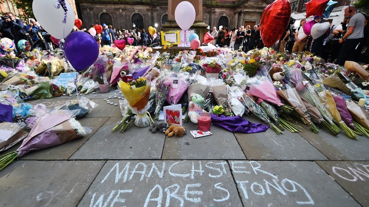 Zwolniono kobietę zatrzymaną w związku z zamachem w Manchesterze