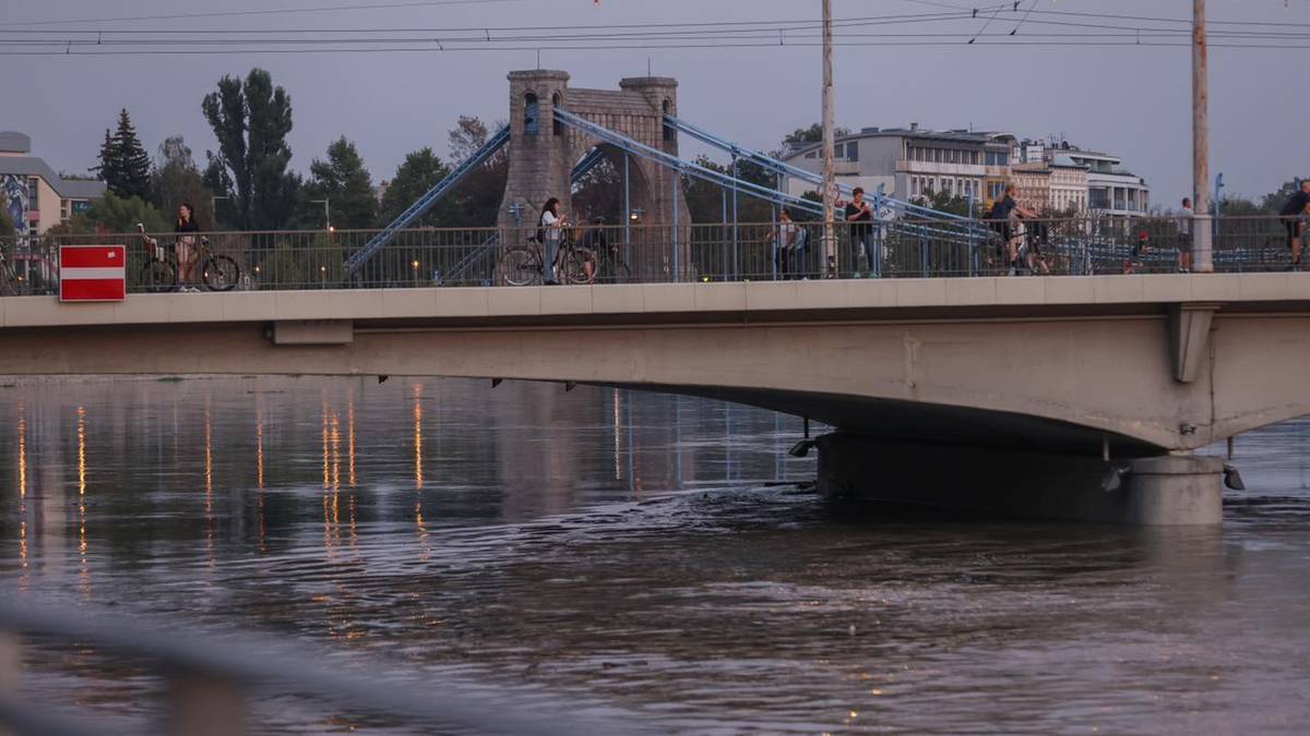 Do Wrocławia dotarła fala kulminacyjna. Nowe informacje