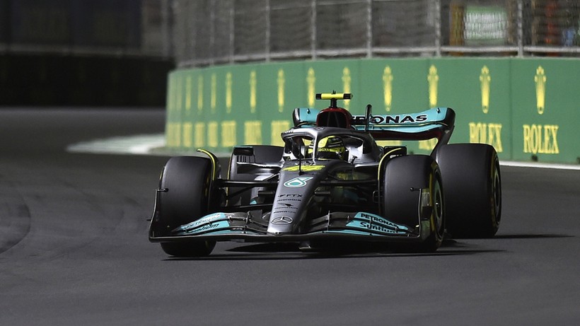 Formuła 1: Mercedes przechodzi lekcję pokory