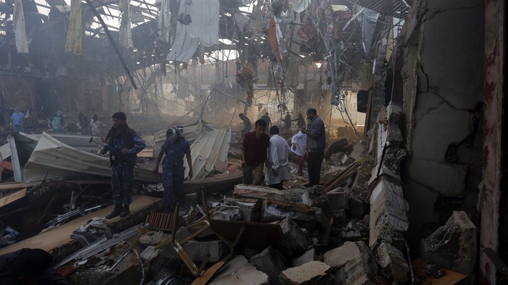 Już ponad 140 ofiar ataku na uczestników pogrzebu w Sanie