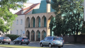 Próba włamania do meczetu w Warszawie. Spór muzułmanów o prawo do budynku