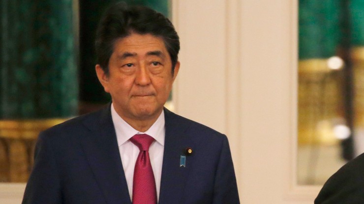 Premier Japonii zapowiada "historyczny krok" ku zmianie konstytucji
