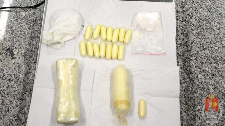 Wiozła we własnym ciele kokainę o wartości 300 tys. zł. Policja udaremniła przemyt narkotyków z Brazylii